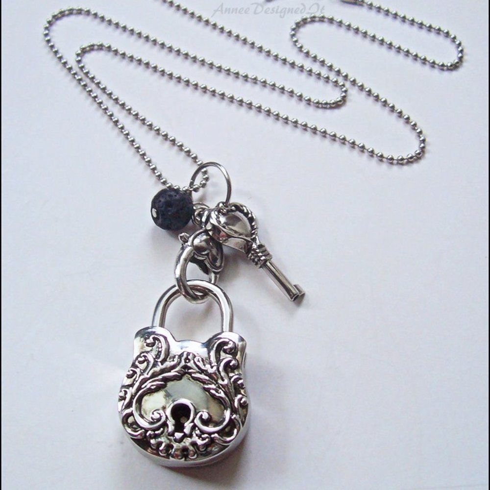 Hand Made - Heart Lock Necklace